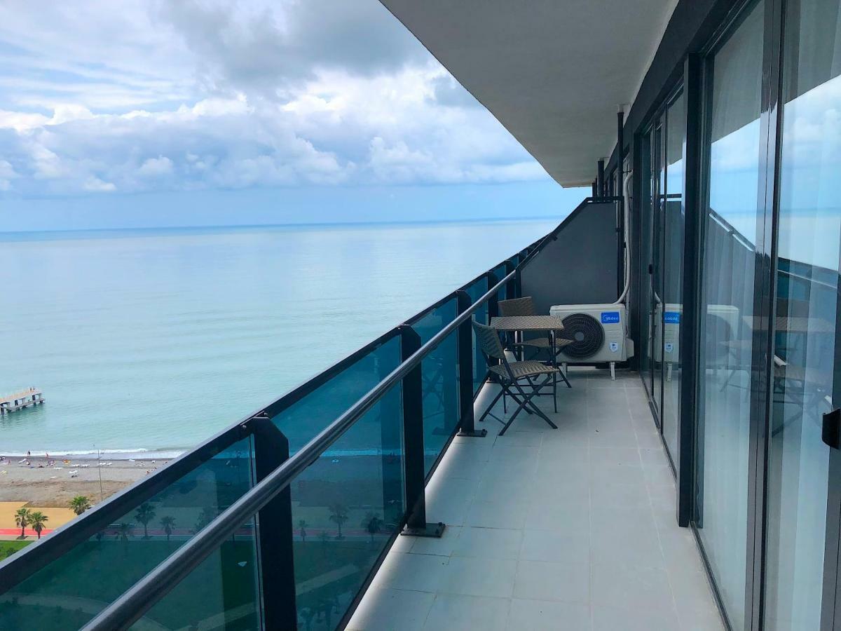 Orbi Beach Tower Batoemi Buitenkant foto